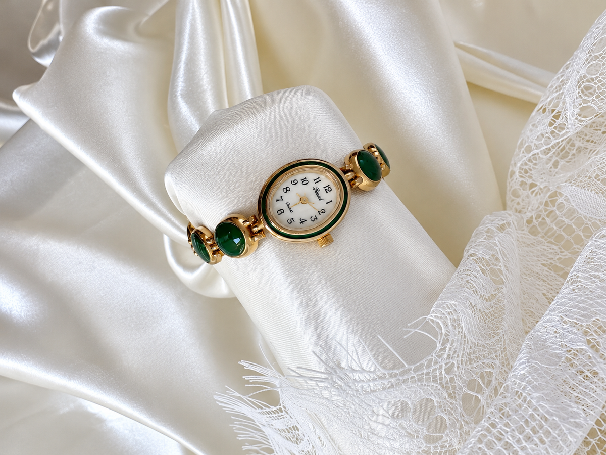 The Vintage Green Stone | Gold Bracelet