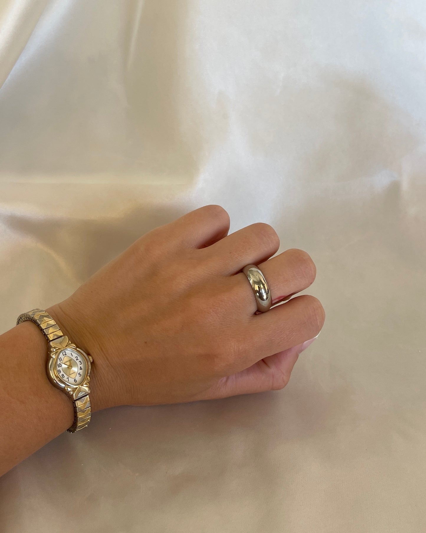 Tribeca ring