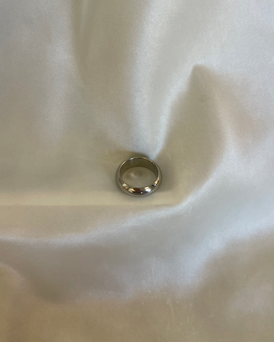 Tribeca ring