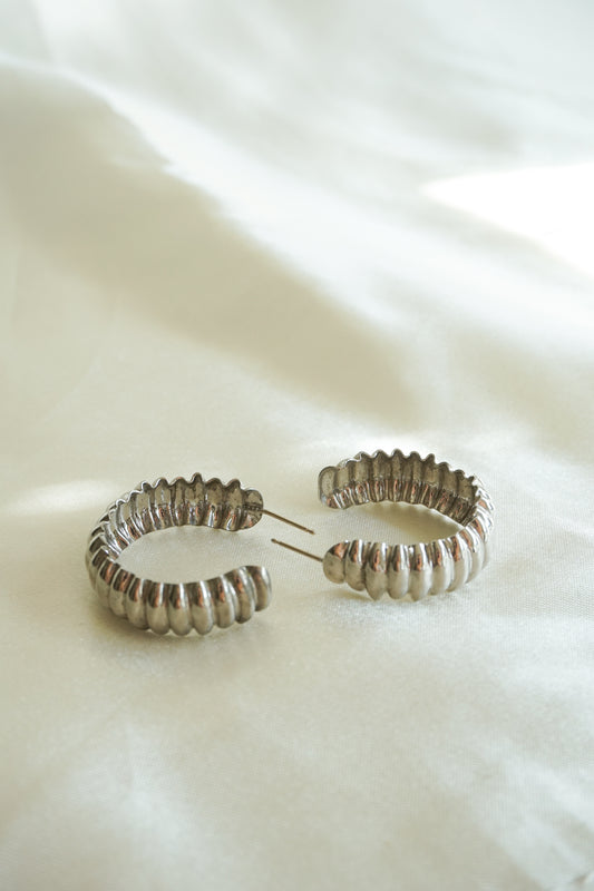 The Liliane Earrings